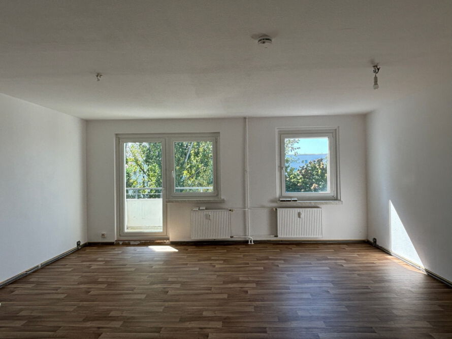 Dachgeschlösschen mit Balkon und Wannenbad - leider ohne Aufzug!Dachgeschlösschen mit Balkon und Wannenbad - leider ohne Aufzug!