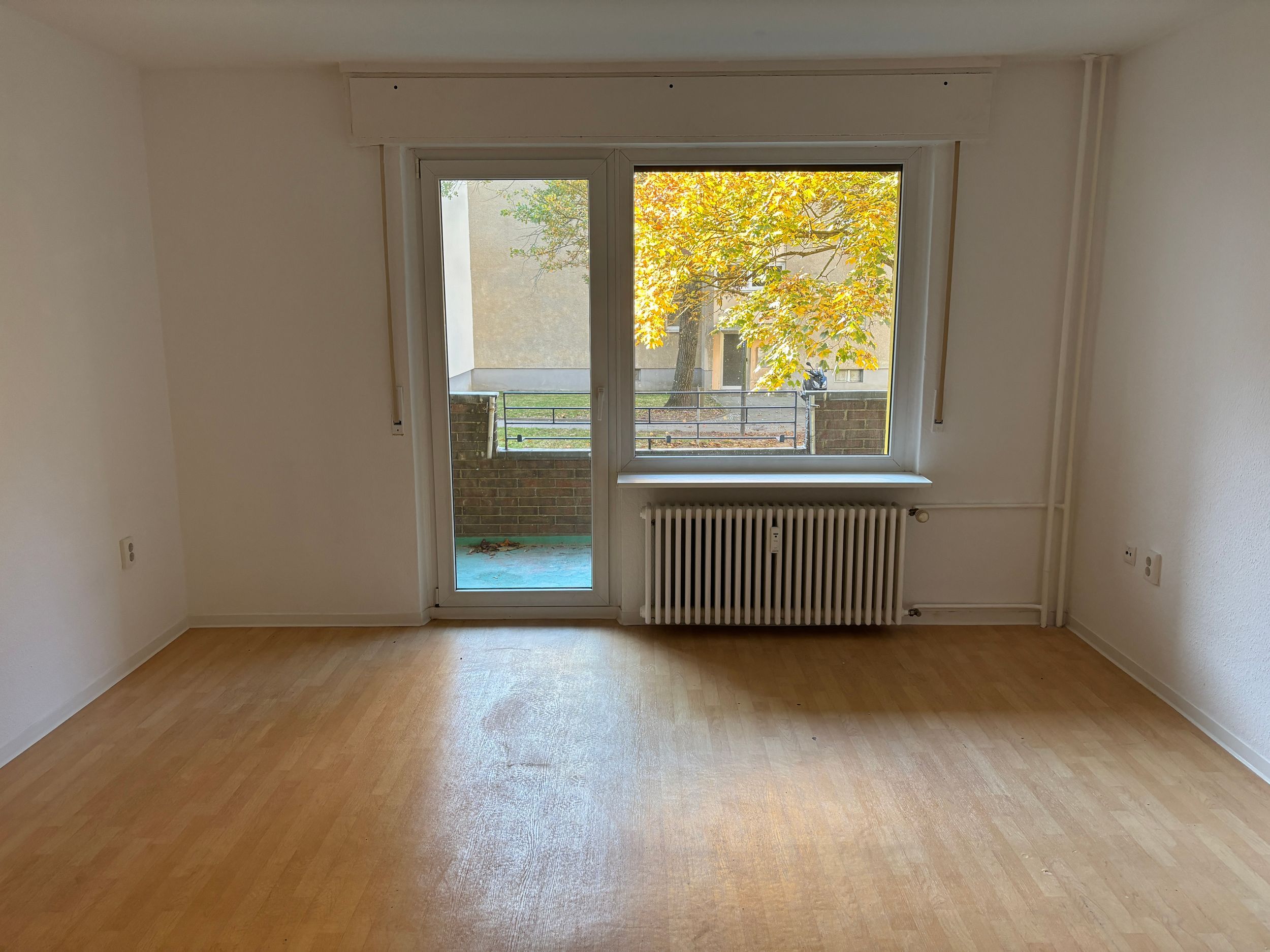 NUR MIT WBS 100/140 mit bes. Wohnbedarf - 2,5 Zimmerwohnung mit Balkon!